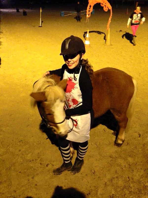 Halloween ecuries du mas neuf salon de provence paca poney chevaux